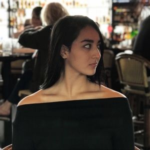 Meet your Posher, Selena